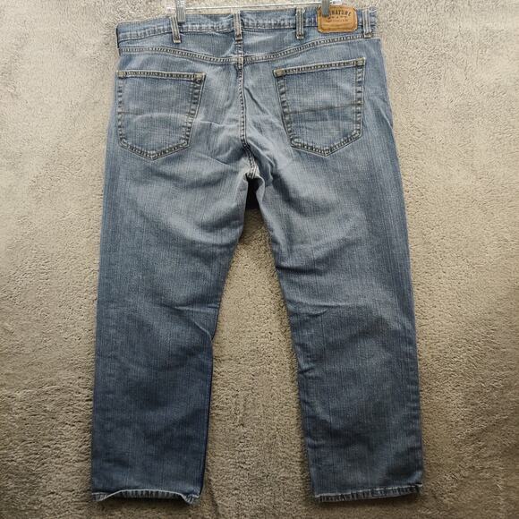 Signature by Levi Strauss Jeans Men’s 40x30 Blue Relaxed Fit Medium Wash Denim - Picture 3 of 14